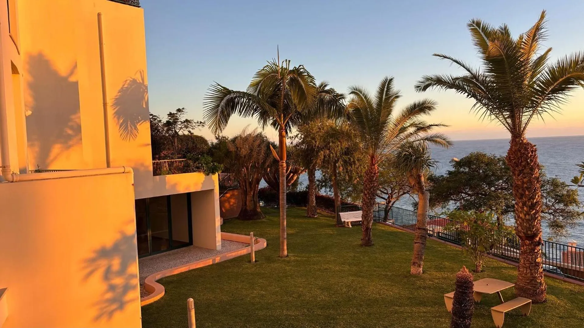 פונשל Vista Praia Apartment פורטוגל